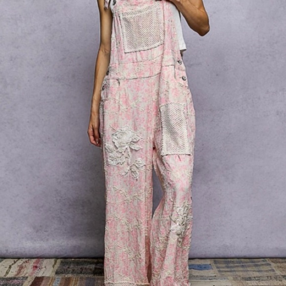 💕POL Overalls with Floral Embroidery and Patchwork Details. New without tags. - Picture 3 of 4